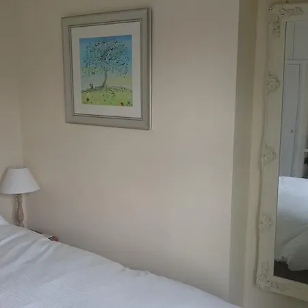 West Vale Country House Country house *